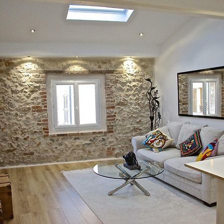 Duplex Fontaine - Appartement Duplex Coeur Vieil Antibes Old City Marche Provencal Kültér fotó